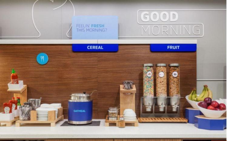 Holiday Inn Express & Suites - Hawaiian Gardens By Ihg エクステリア 写真