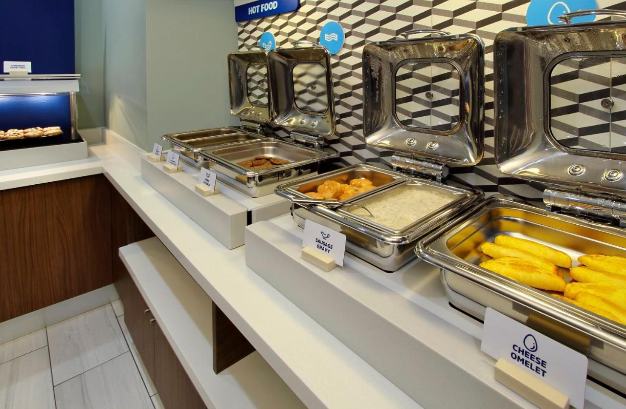 Holiday Inn Express & Suites - Hawaiian Gardens By Ihg エクステリア 写真