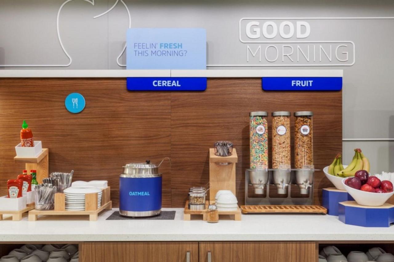 Holiday Inn Express & Suites - Hawaiian Gardens By Ihg エクステリア 写真