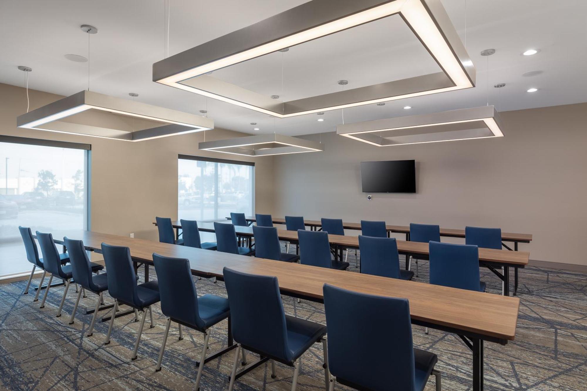 Holiday Inn Express & Suites - Hawaiian Gardens By Ihg エクステリア 写真