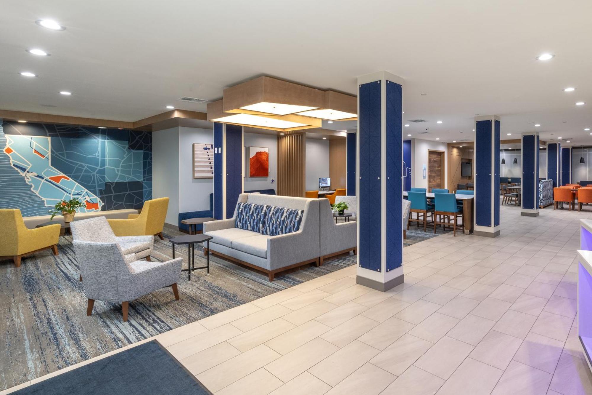 Holiday Inn Express & Suites - Hawaiian Gardens By Ihg エクステリア 写真
